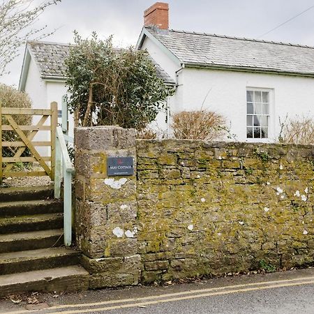 May Tree Cottage Manorbier 5 Mins From The Beach Sleeps 4 ภายนอก รูปภาพ
